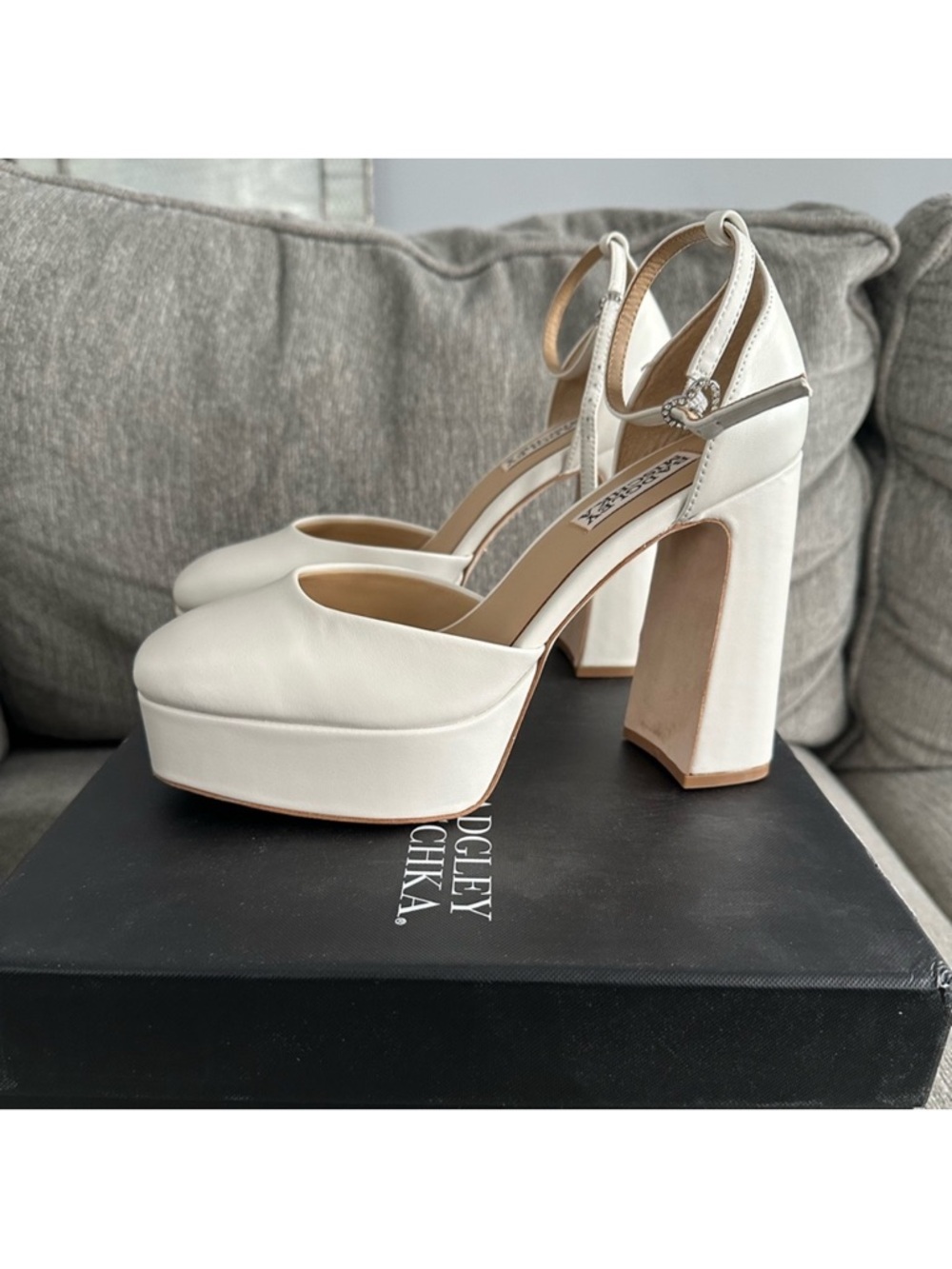 New in Box - Never Worn! Badgley Mischka Jayda II - Picture 8 of 14